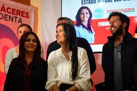 Cáceres cerró su campaña y propuso la creación del Centro de Estudios Montevideanos